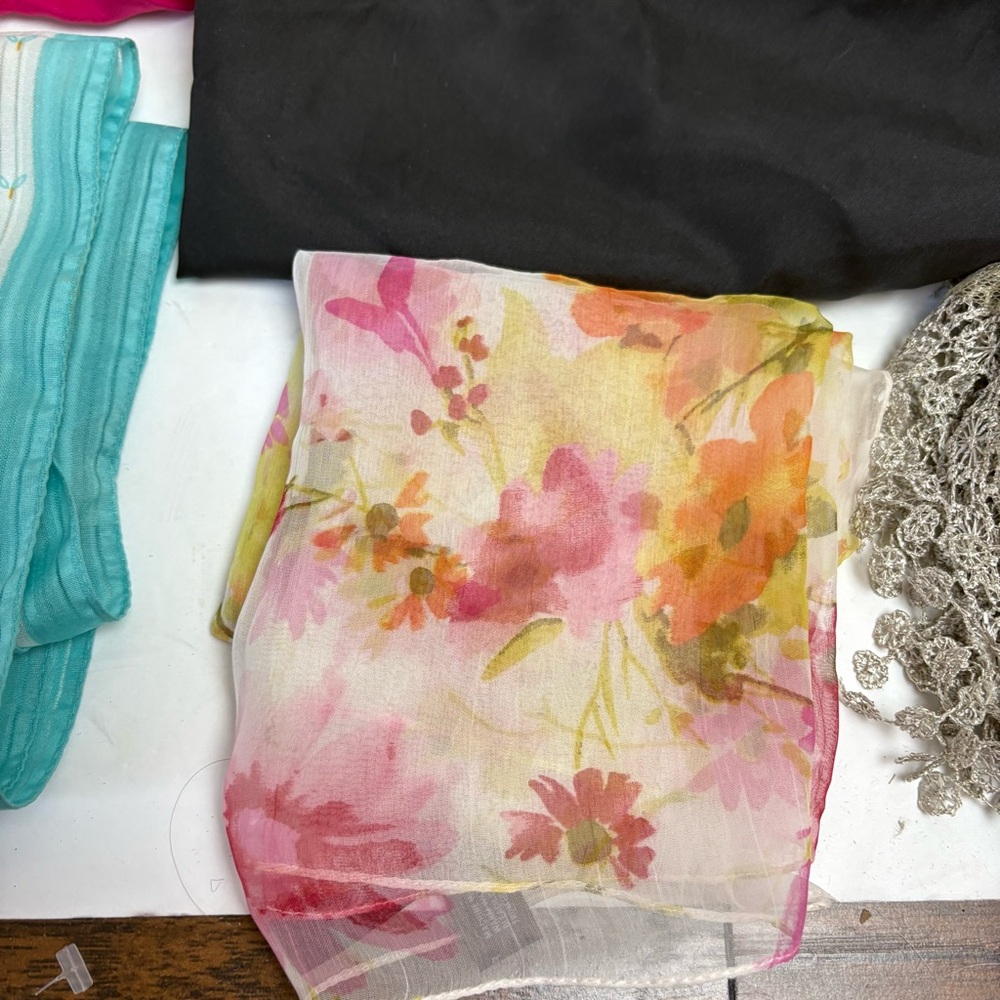 Vintage Lot of 7 Scarves Silk Polyester Made in Italy Cejon Assorted Colors - Picture 7 of 11